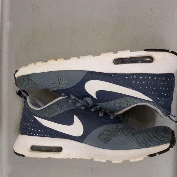 Nike airmax tavas blue men's size 8.5 great condition - Picture 3 of 7